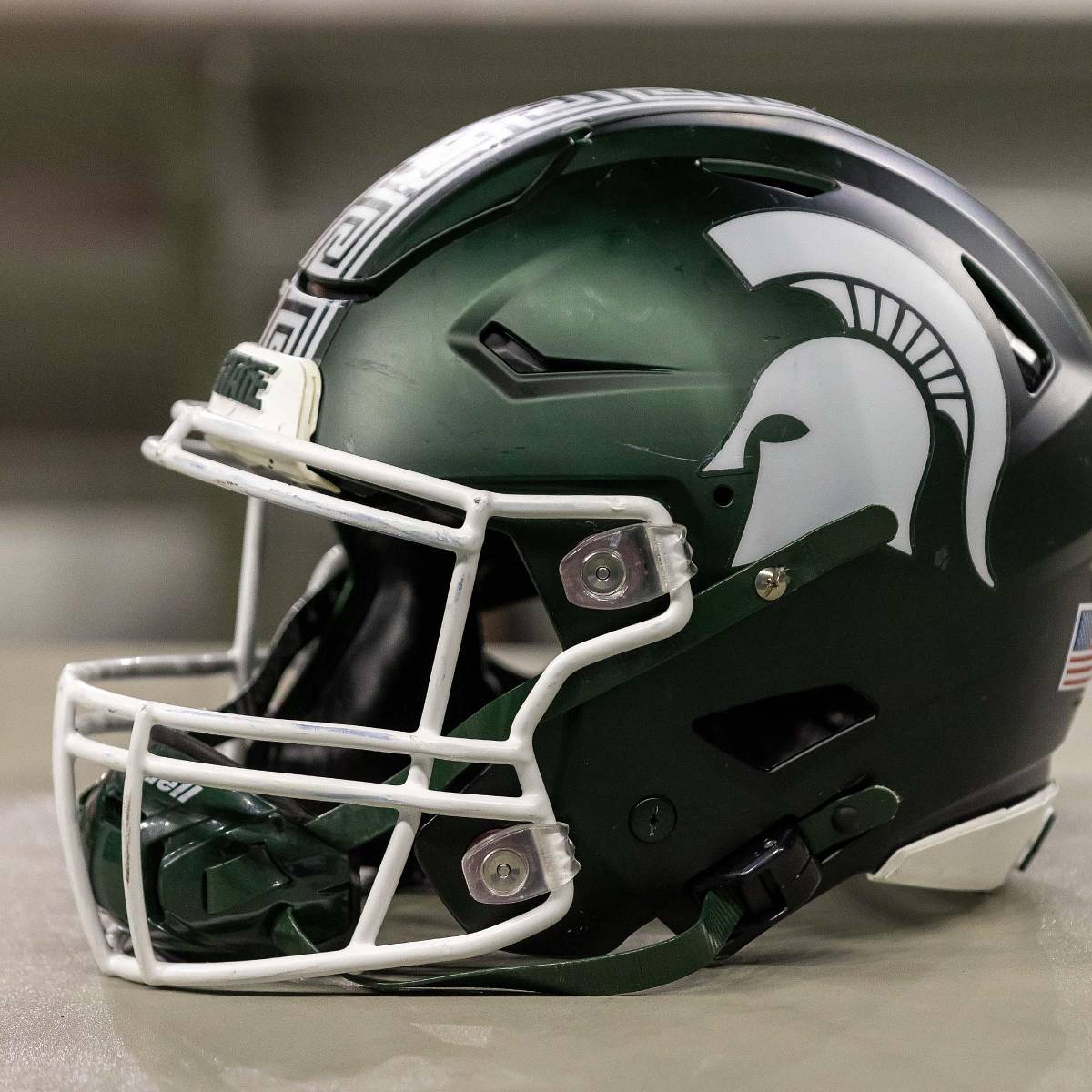 baylor football helmet images Cheer On University With An Adorable Bears Flat Ornament – GLORY HAUS low_inventory_app SP face mask Giro Hex Pad Set Color:CANVAS (default) 500+