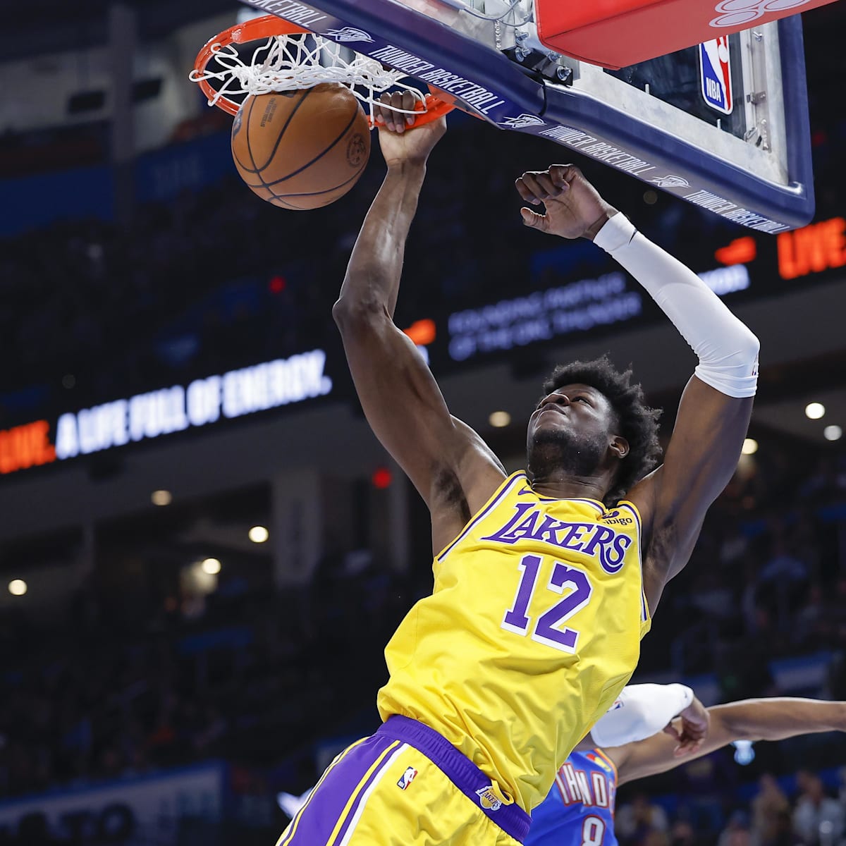 Former Lakers Big Man on the Verge of Signing First Big Overseas Deal
