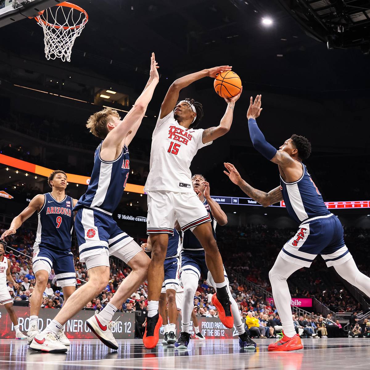 Arizona faces big challenge against Christian Anderson and J.T. Toppin
