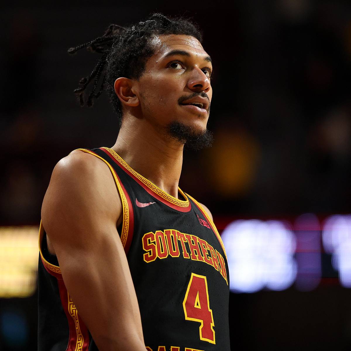 Auburn source: Fans shouldn't care about CBM's abrupt USC exit or complicated legacy