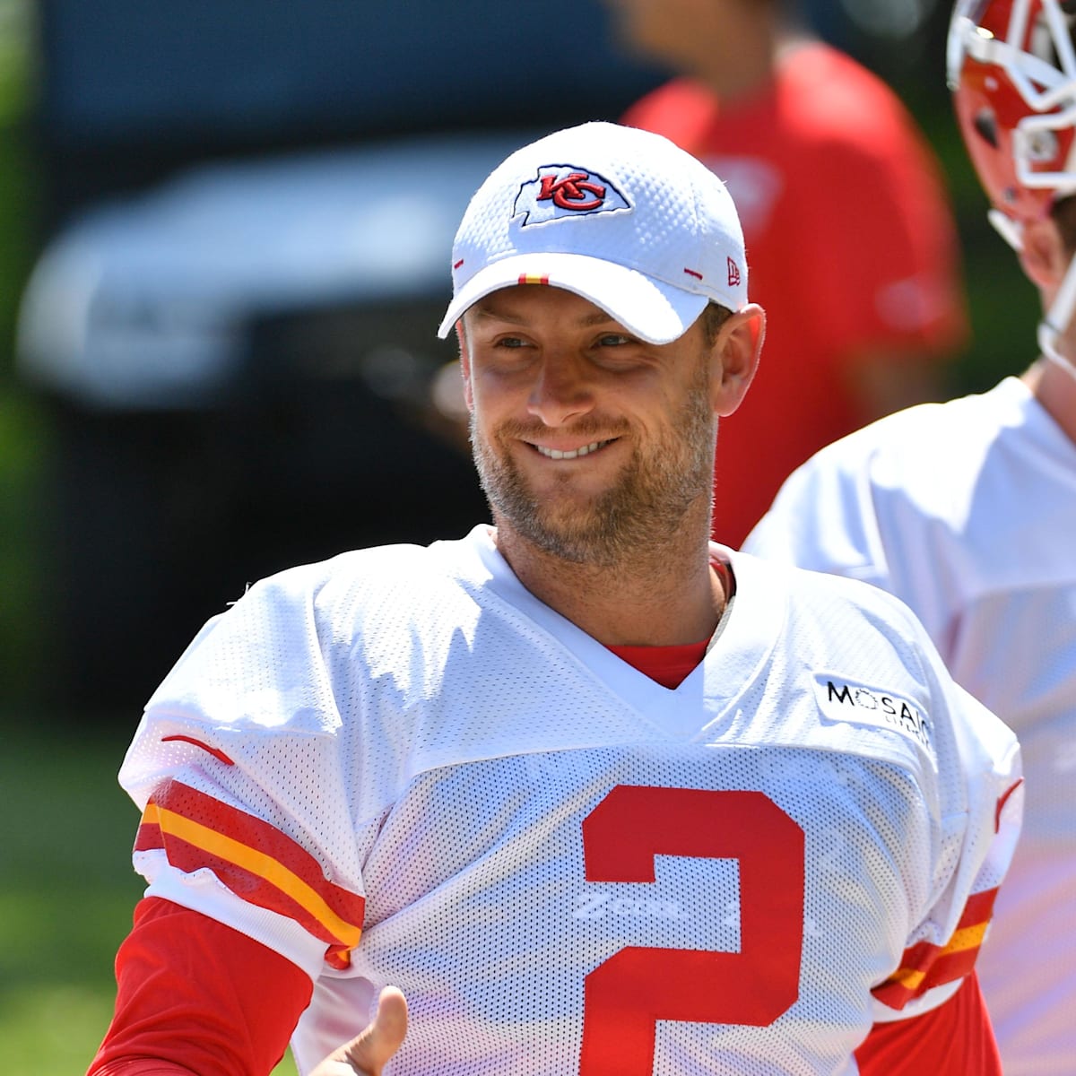 Chiefs Sign Beloved Franchise Legend to Short Contract Before Retirement