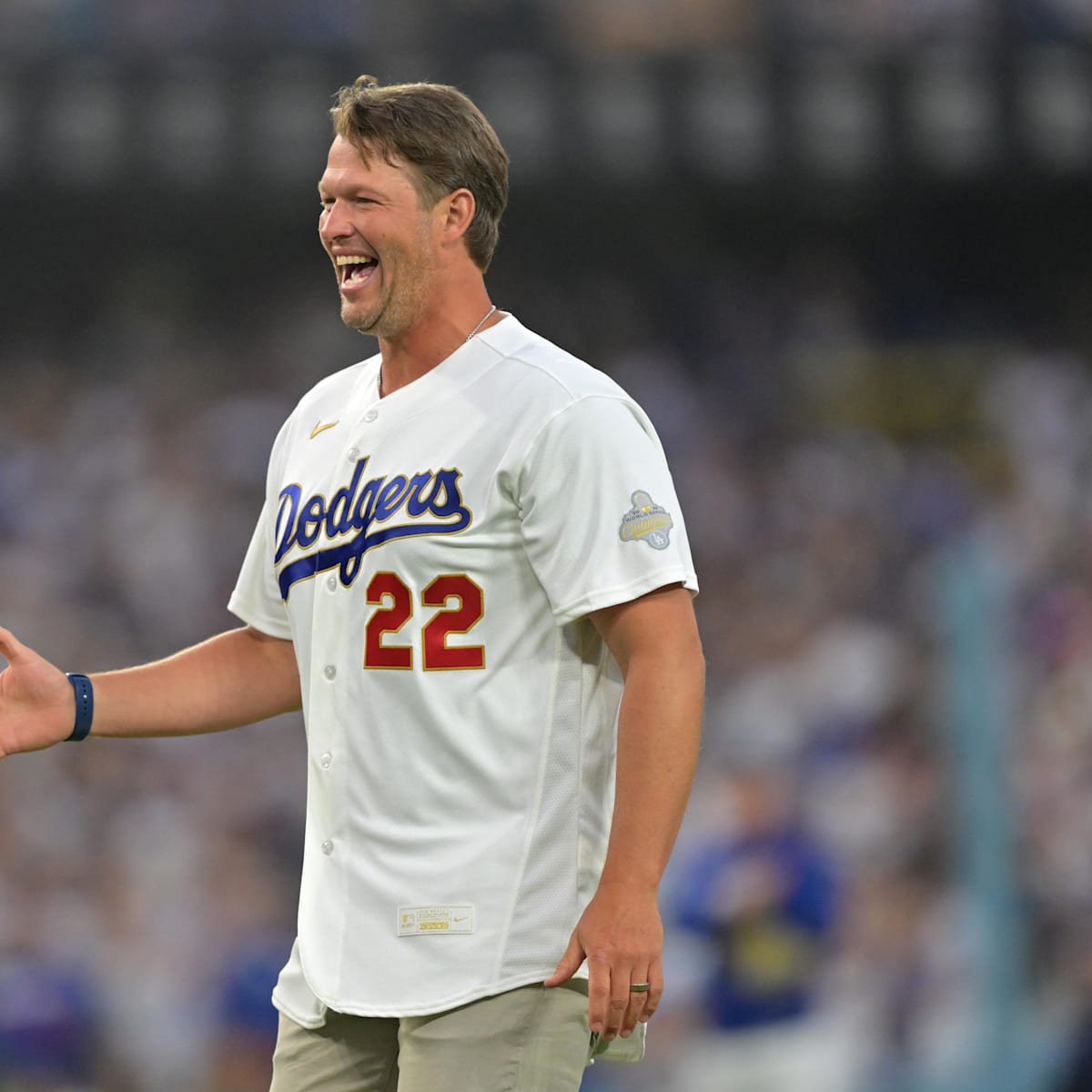 fansided.com - Jake Elman - Grading Jason Benetti, Clayton Kershaw and NBC's return to MLB broadcasts