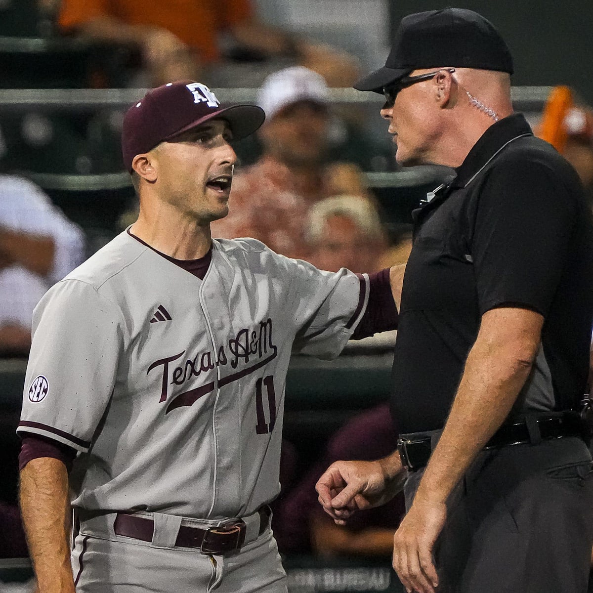 gigemgazette.com - Graham Harmon - Facing looming disaster, Texas A&M fans once again calling for Earley's firing