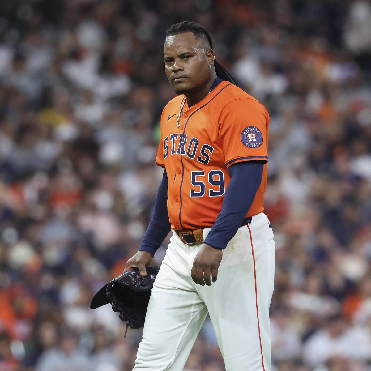 Astros Star Pitcher's 2025 Performance Will Be a Bust Without a