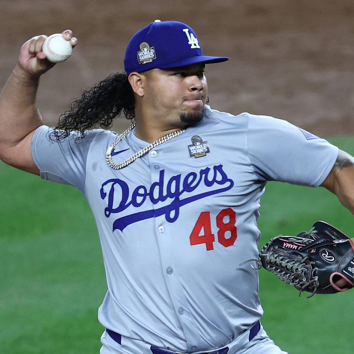 Dodgers fans couldn't be less surprised by Brusdar Graterol injury