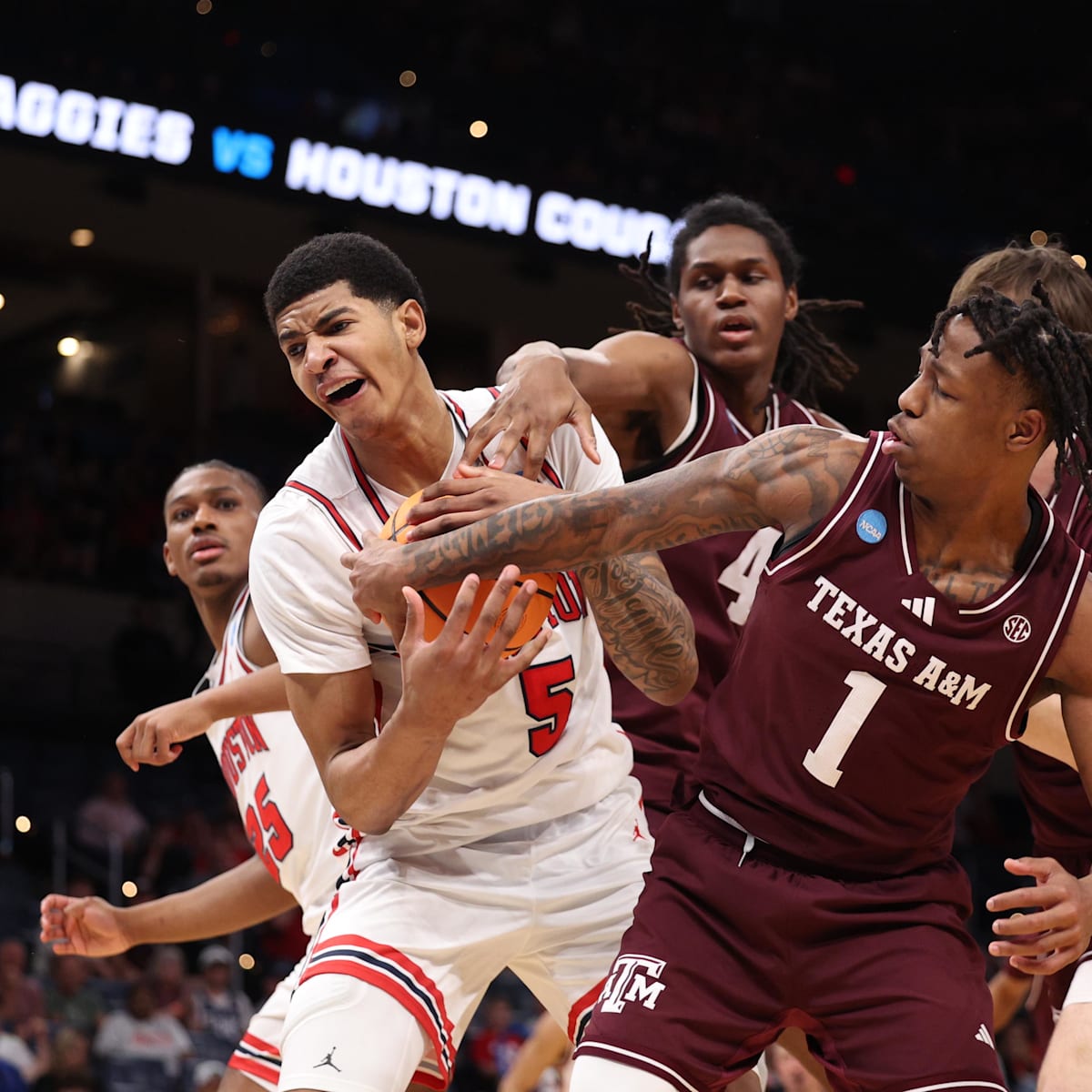 si.com - Kolton Becker - Texas A&M Should Pursue These Transfer Portal Players to Replace Josh Holloway