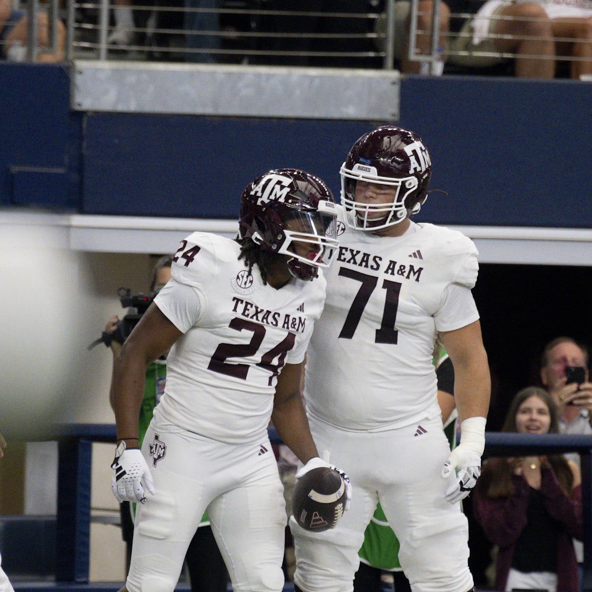 si.com - Jordan Epp - Texas A&M Predicted Starting Guard After Chase Bisontis Picked in NFL Draft