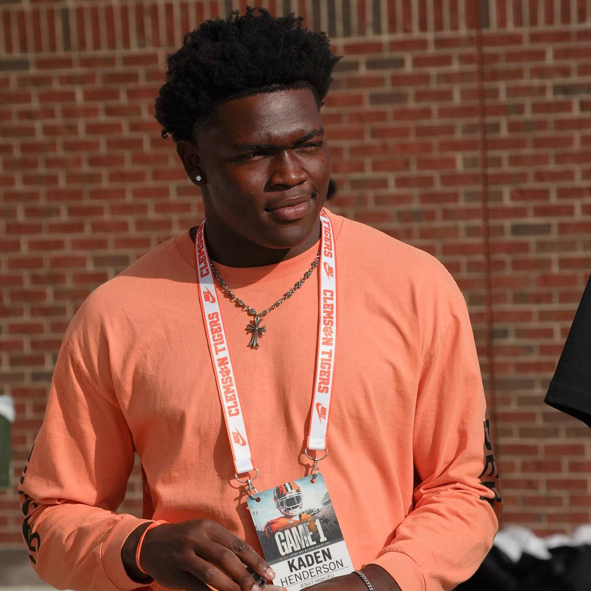 si.com - Trey Bohne - How 5-Star LB Kaden Henderson Fits Schematically at Texas A&M