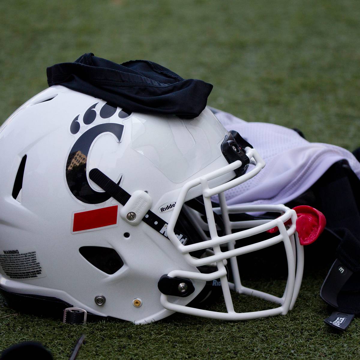 cincinnati bearcats football helmet Riddell Speed Mini It is not to be used for play Which Bearcats Football Helmet Concept