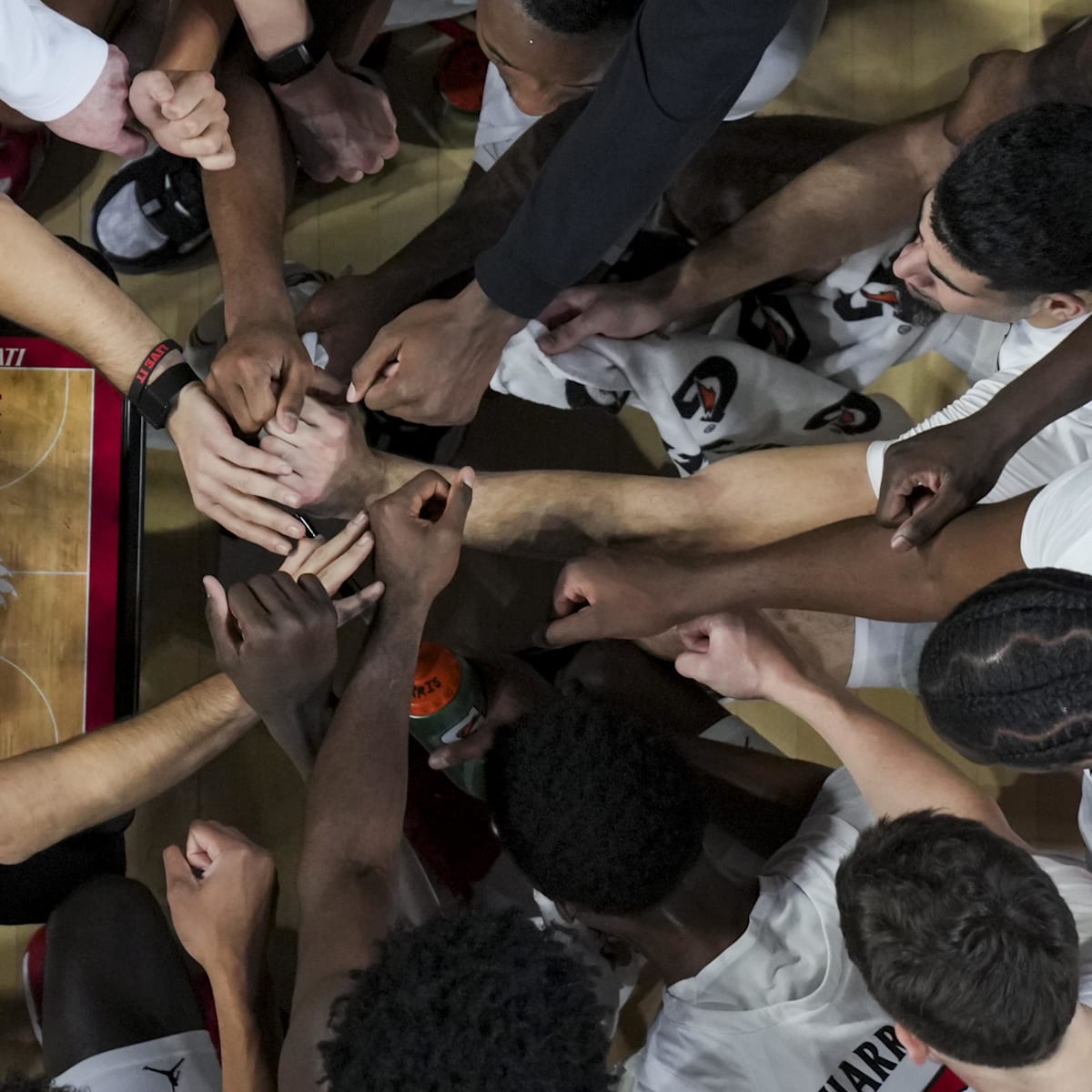 si.com - Russell Heltman - Cincinnati Bearcats Basketball Facing Betting Line Against Georgia They Haven't Overcome This Season