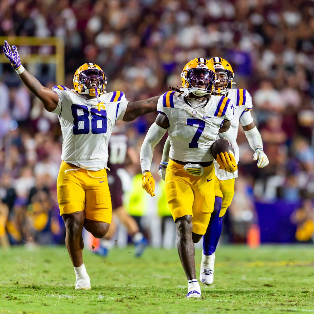 si.com - Jay Morrison - Which linebacker would be the best Bengals fit in each of the draft?