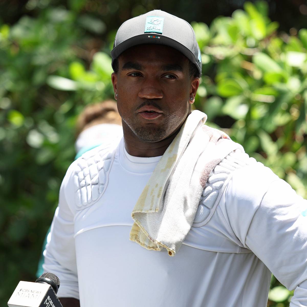 si.com - Alain Poupart - Dolphins Sunday Mailbag: Trying to Predict Statistical Leaders for 2026