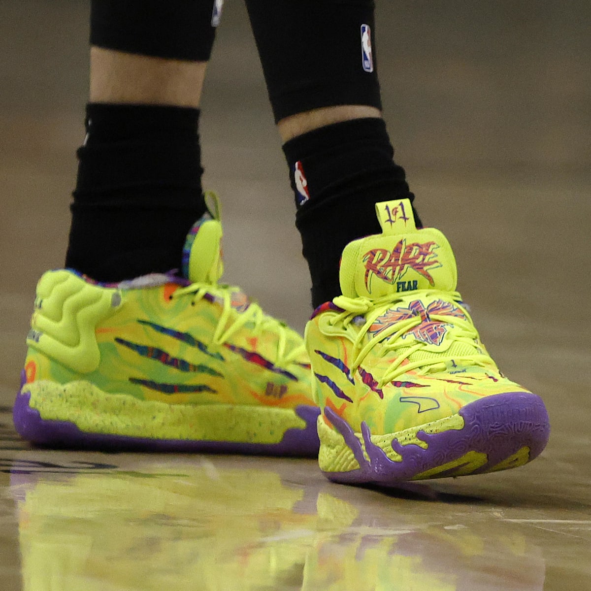 T*U様 バッシュ Puma releases new LaMelo Ball x Teenage Mutant Ninja Turtles Shoes