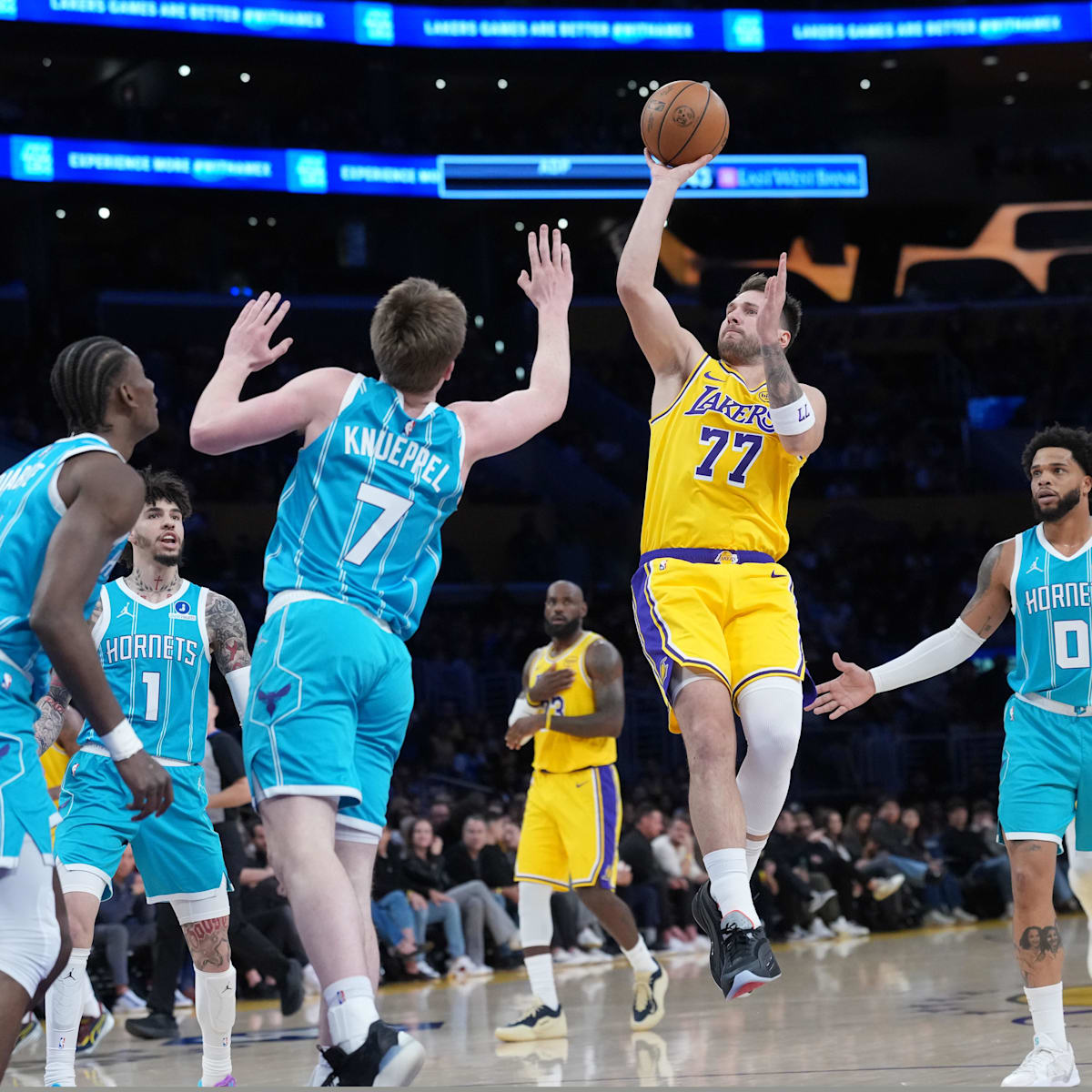 si.com - Zach Roberts - Hornets broadcaster Eric Collins rips Luka Doncic in Lakers loss