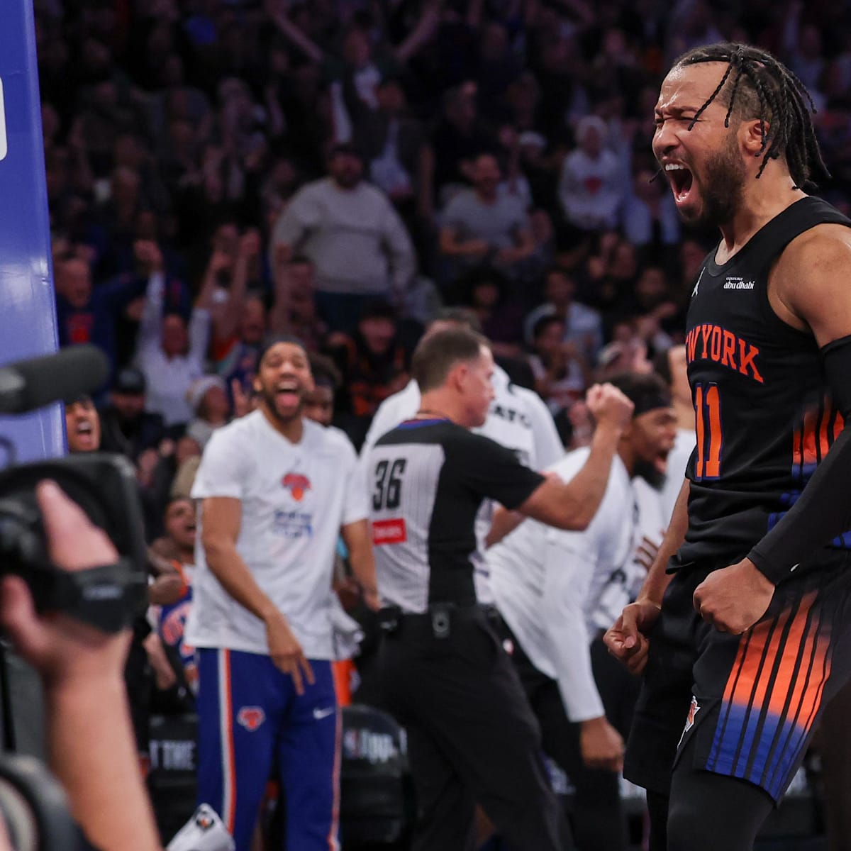 Image for Knicks Star Releasing Statue of Liberty Inspired Kobe Shoes