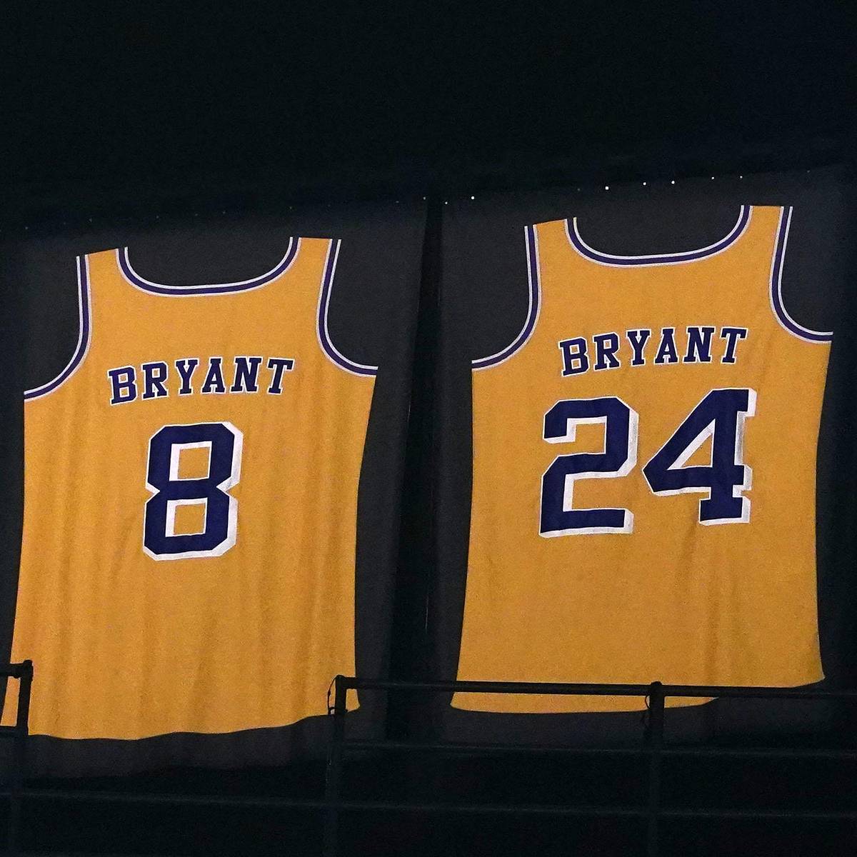 Kobe Bryant Earns Yet Another Honor at Lakers Arena