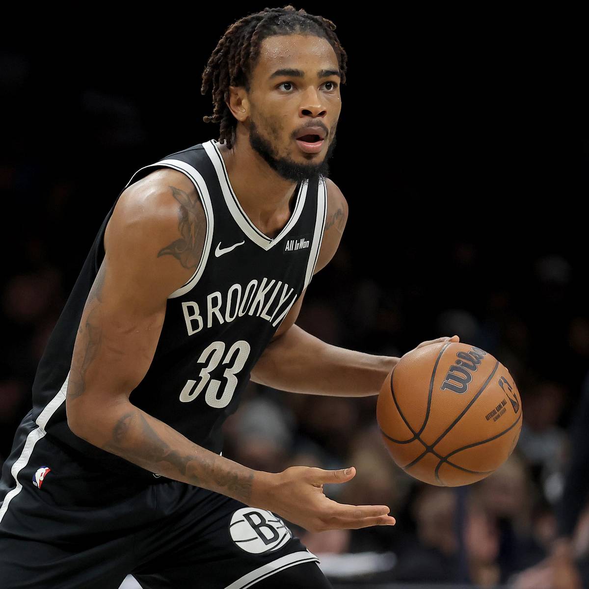 Lakers Linked to Trade for Rim-Running Center