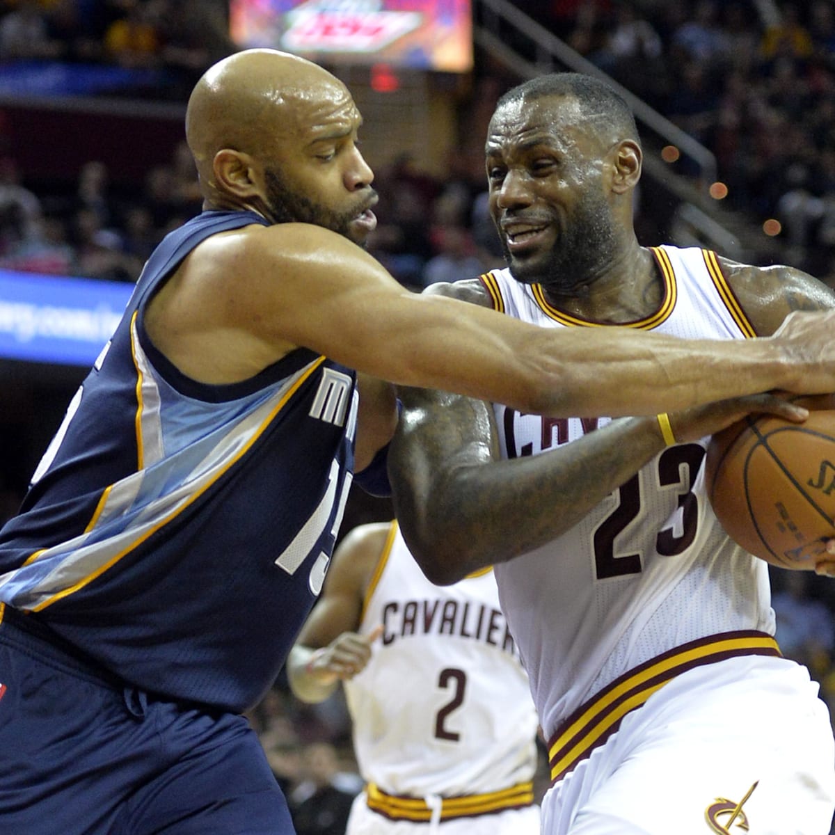 LeBron James Reminisces About Vince Carter's Top Moments With the Raptors