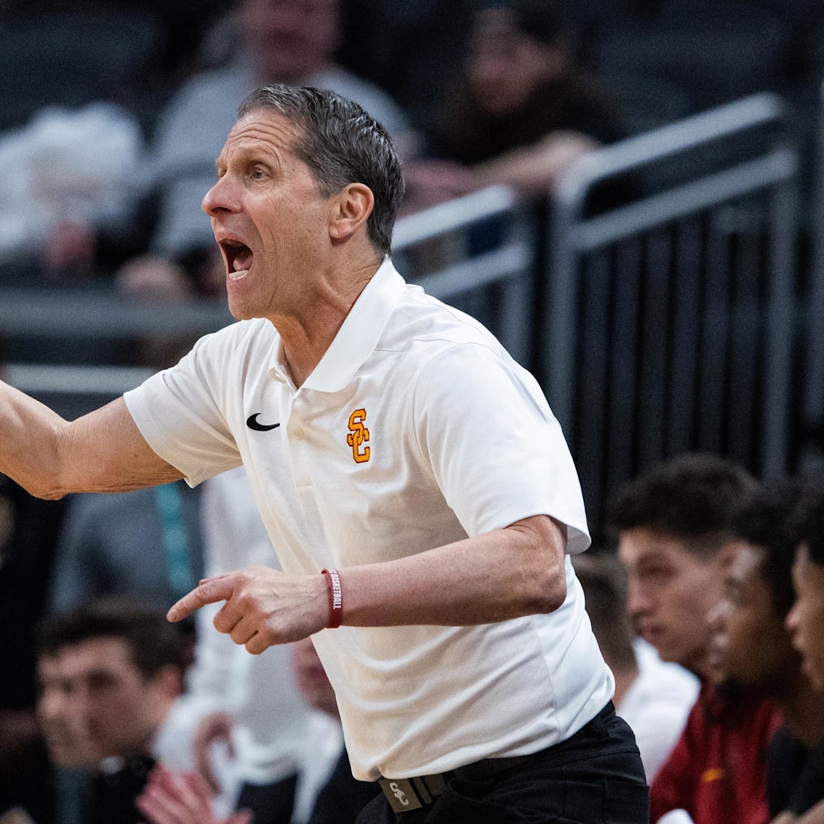 si.com - Jalon Dixon - A Fast-Rising Recruit Is Forcing USC Basketball to Take Notice