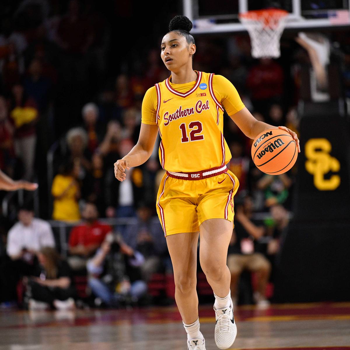 si.com - Olivia Cleary - How the NCAA's New Eligibility Rule Reshapes USC Women's Basketball