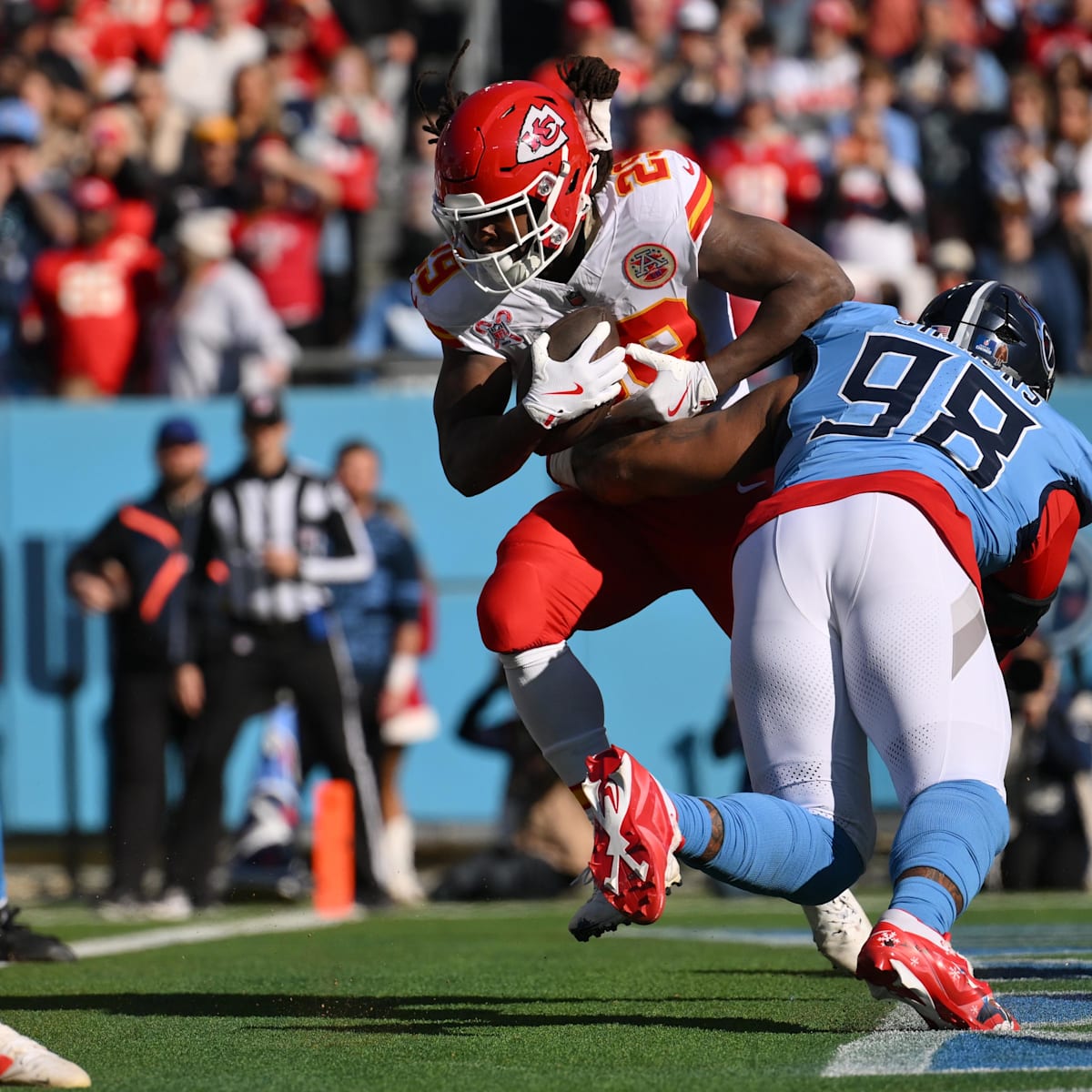 How Chiefs Tried to Fill Leadership Void Without Mahomes