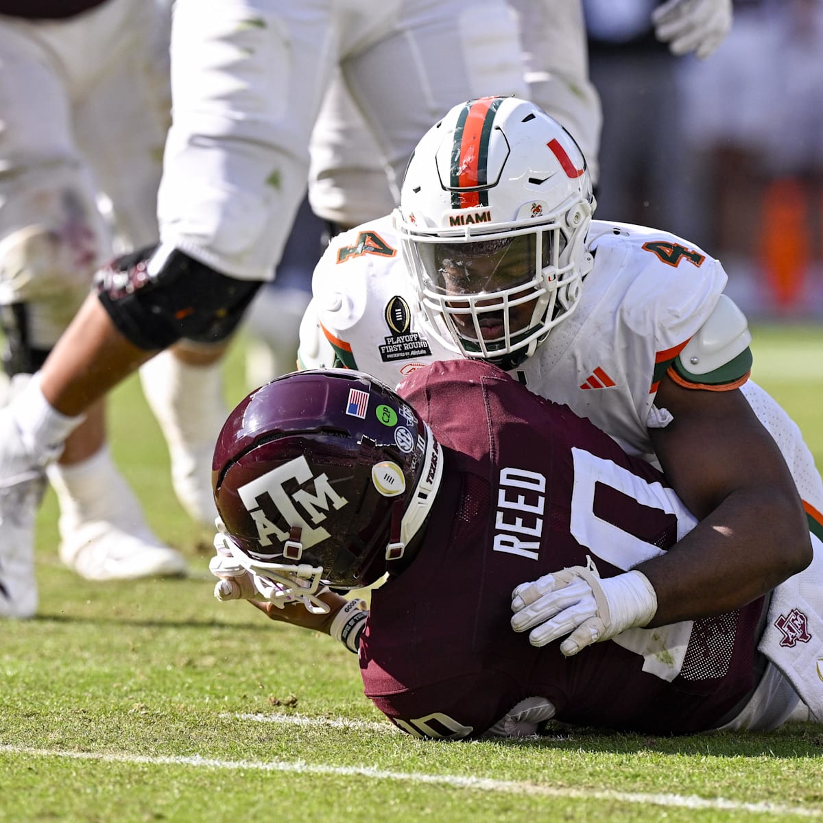 si.com - Zak Gilbert - Fit Facts: 3 Reasons Bain Would Seamlessly Spur Chiefs