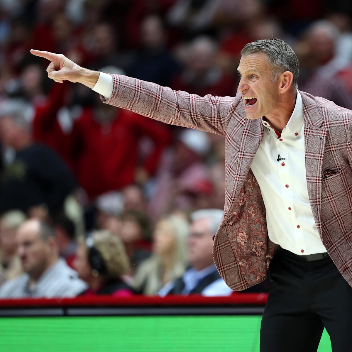 si.com - Hunter De Siver - How to Watch No. 12 Alabama Basketball Against No. 1 Arizona