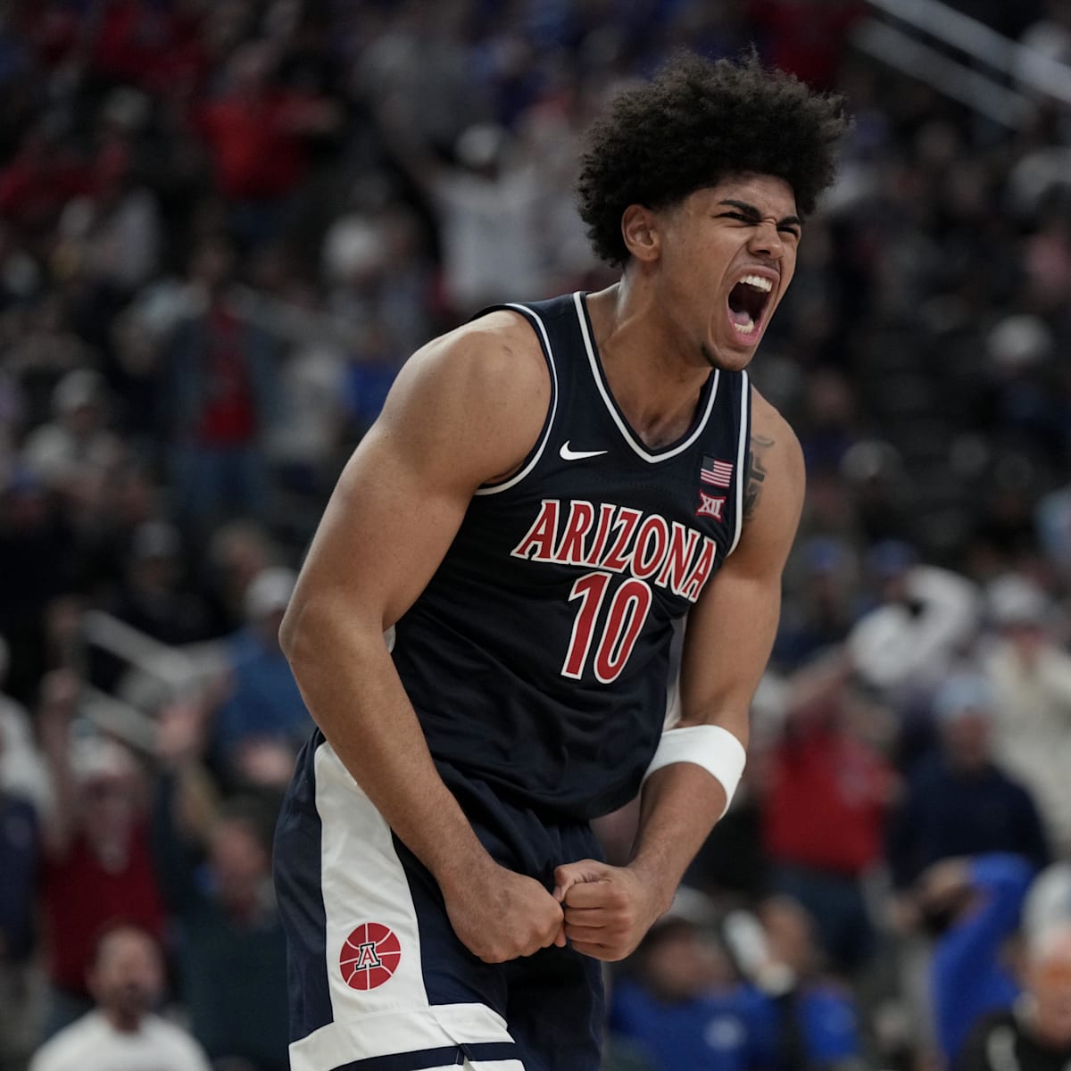 si.com - Hunter De Siver - Can Alabama Basketball Contain Arizona's 'Gazelle' in Birmingham?