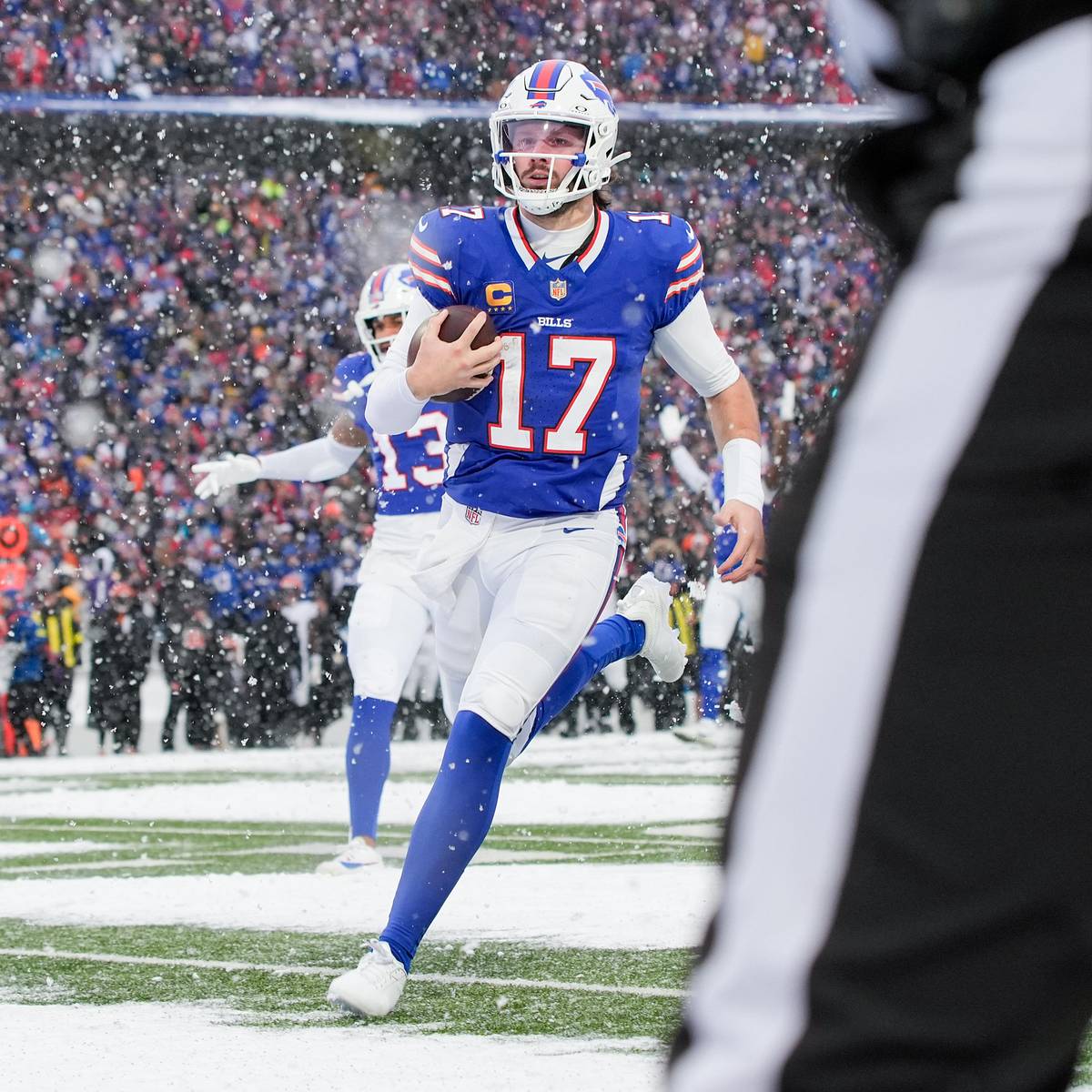 Image for Bills' Josh Allen poised to break Tom Brady NFL record in Wild Card vs. Jaguars
