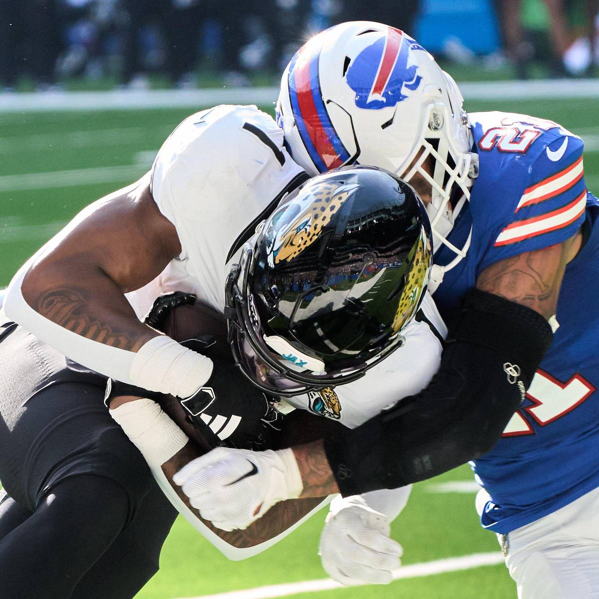 Image for Bills' starting safety sustains troubling injury setback, exits Wild-Card vs. Jaguars