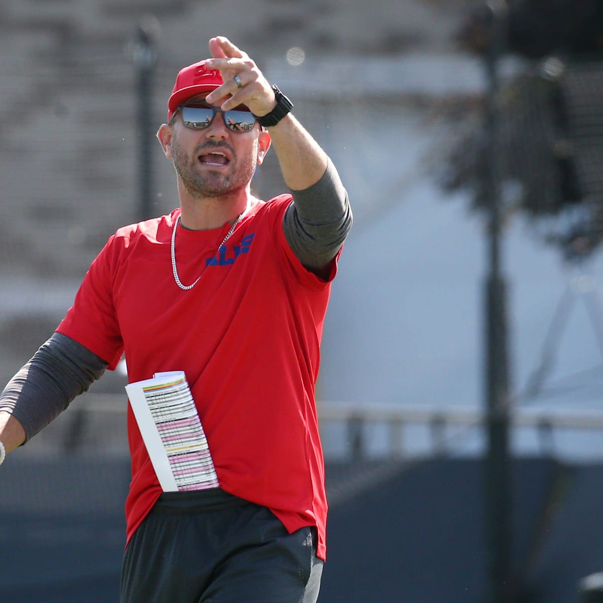 si.com - Owen Klein - Four defensive coordinator fits for Bills with Bobby Babich gone