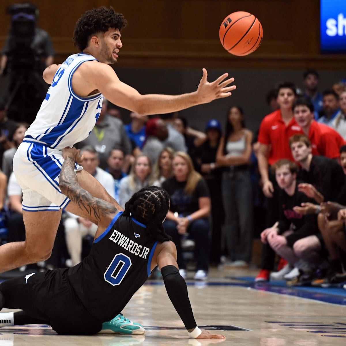 si.com - Matt Giles - Duke Basketball Notches Impressive Win in Front of 2001 Champs