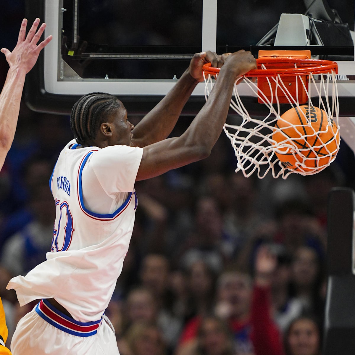 si.com - Joshua Schulman - Kansas Basketball Jumps in AP Poll Despite One-Loss Week