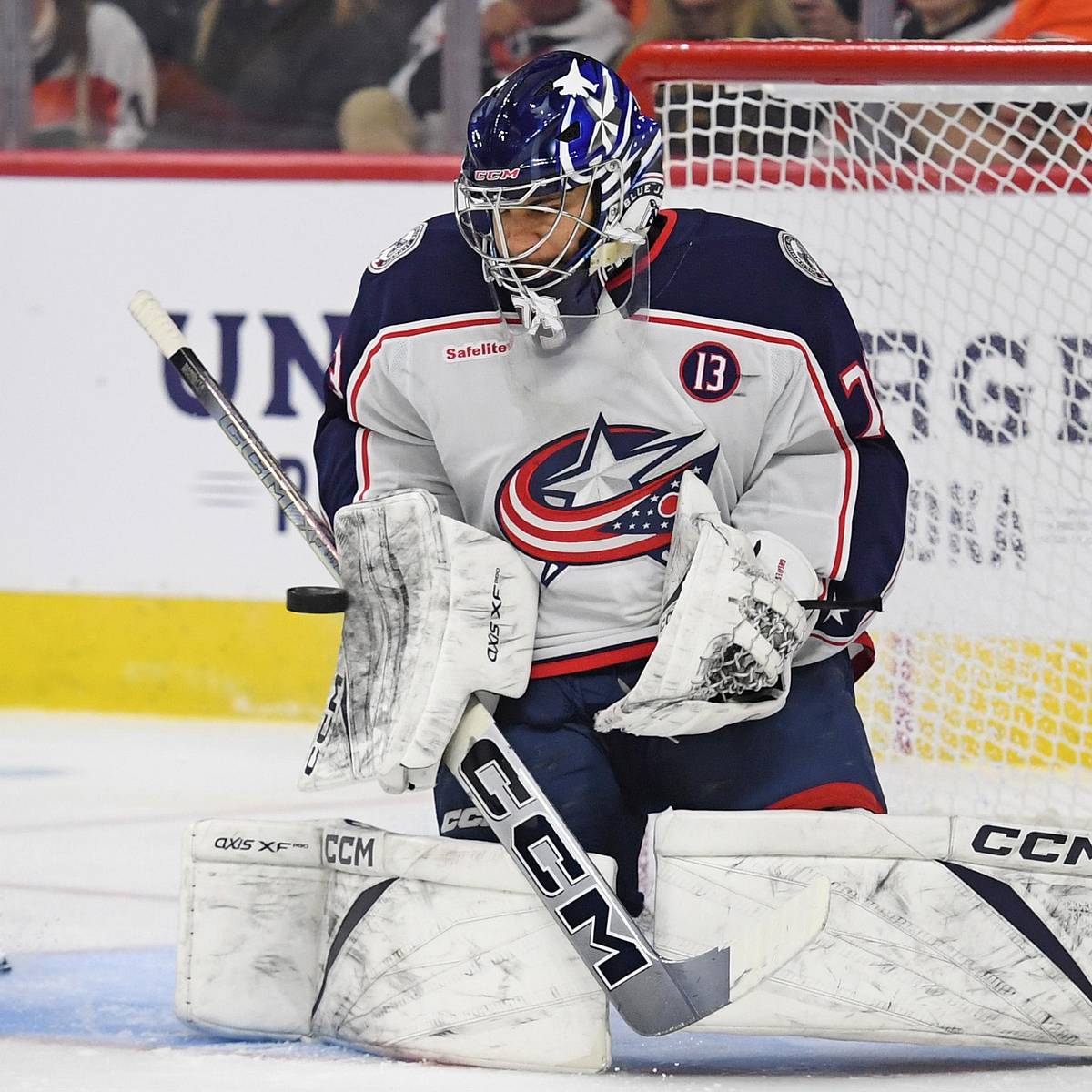 Blue Jackets Make Surprising Choice in Goal for Season Opener