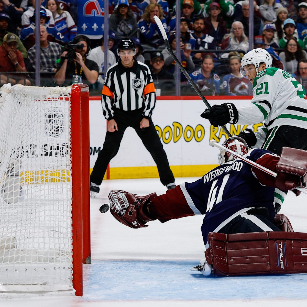 si.com - Tyler Miller - Stars Can Clinch Playoff Spot With Win Over Golden Knights