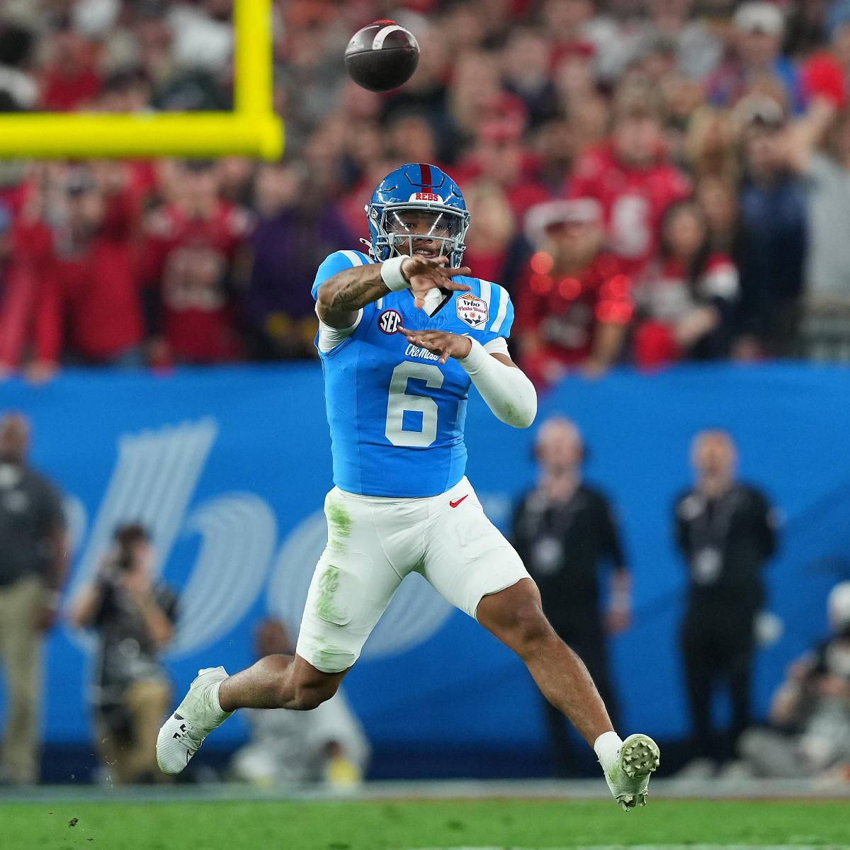 $1.6 million college football QB named 'round 1 prospect' for NFL