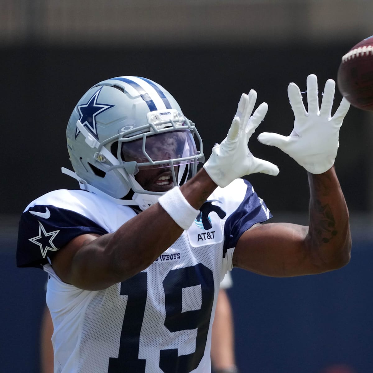 Cowboys sign fan favorite WR to 53-man roster ahead of Week 2 vs Giants