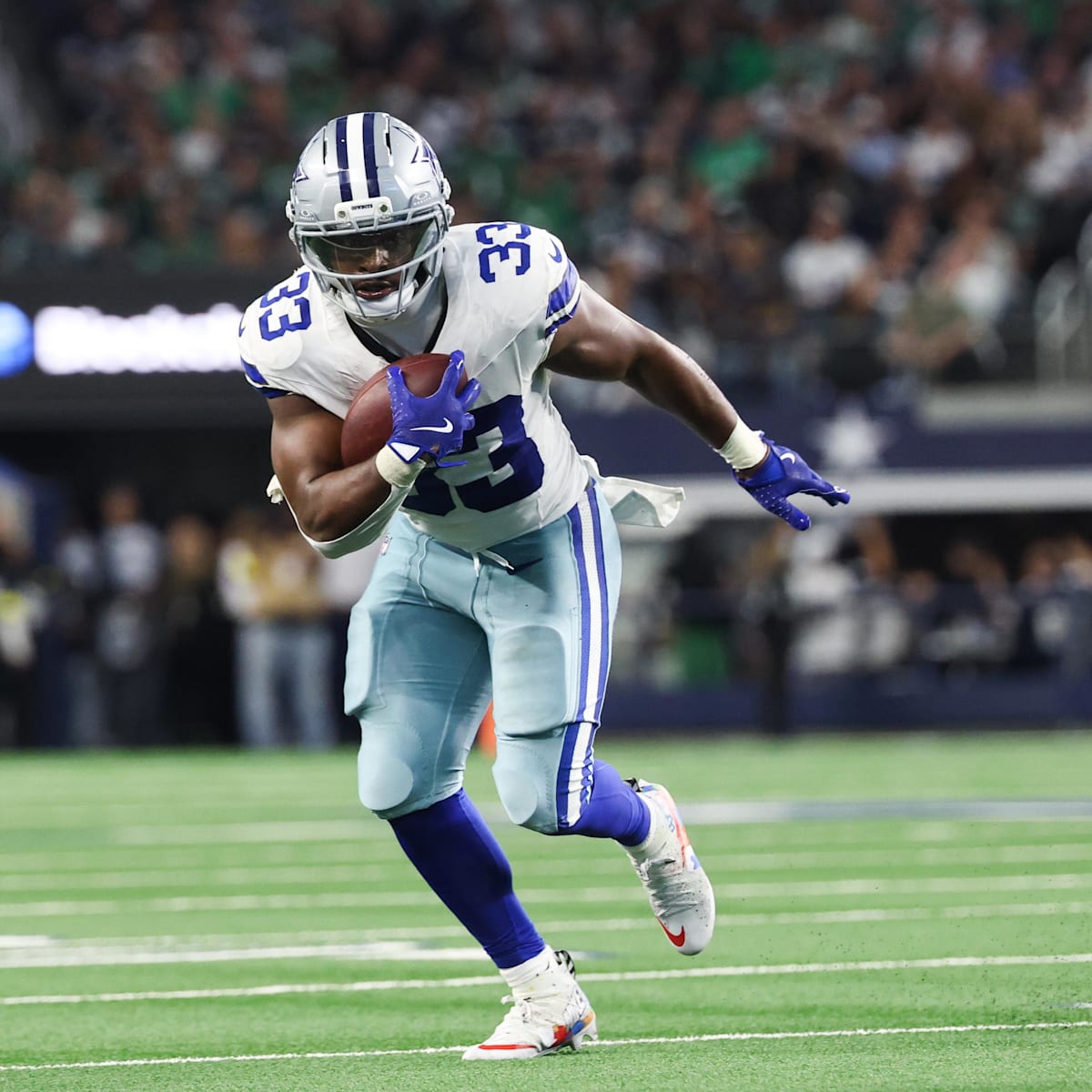 Cowboys' Big Decision: What Dallas Should Do With Javonte ...