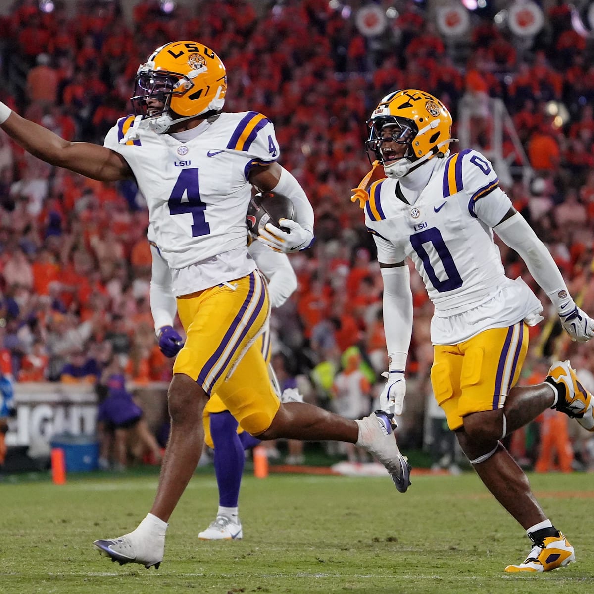 Dream Cowboys 2026 Mock Draft Lands 'Sticky' CB, Micah Parsons Replacement