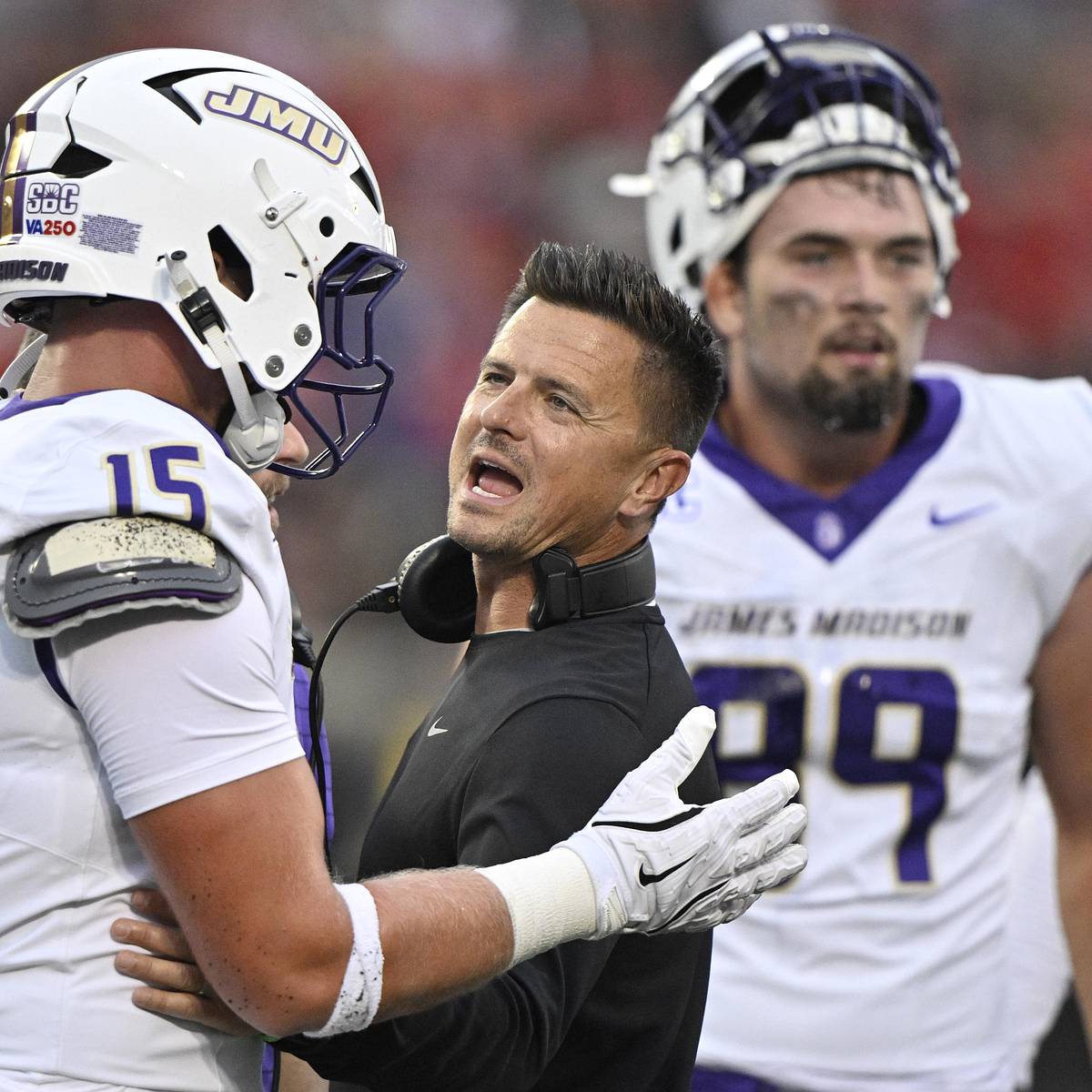 Image for What Oregon Ducks Fans Need to Know About James Madison Before Playoff Game