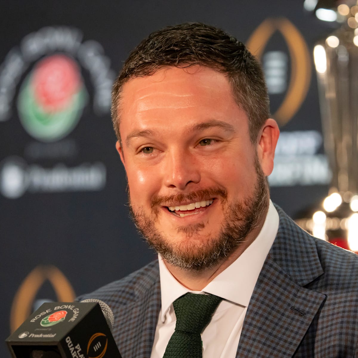 si.com - Angela Miele - Why Oregon Ducks Are Perfect Fit For Transfer EDGE Bleu Dantzler