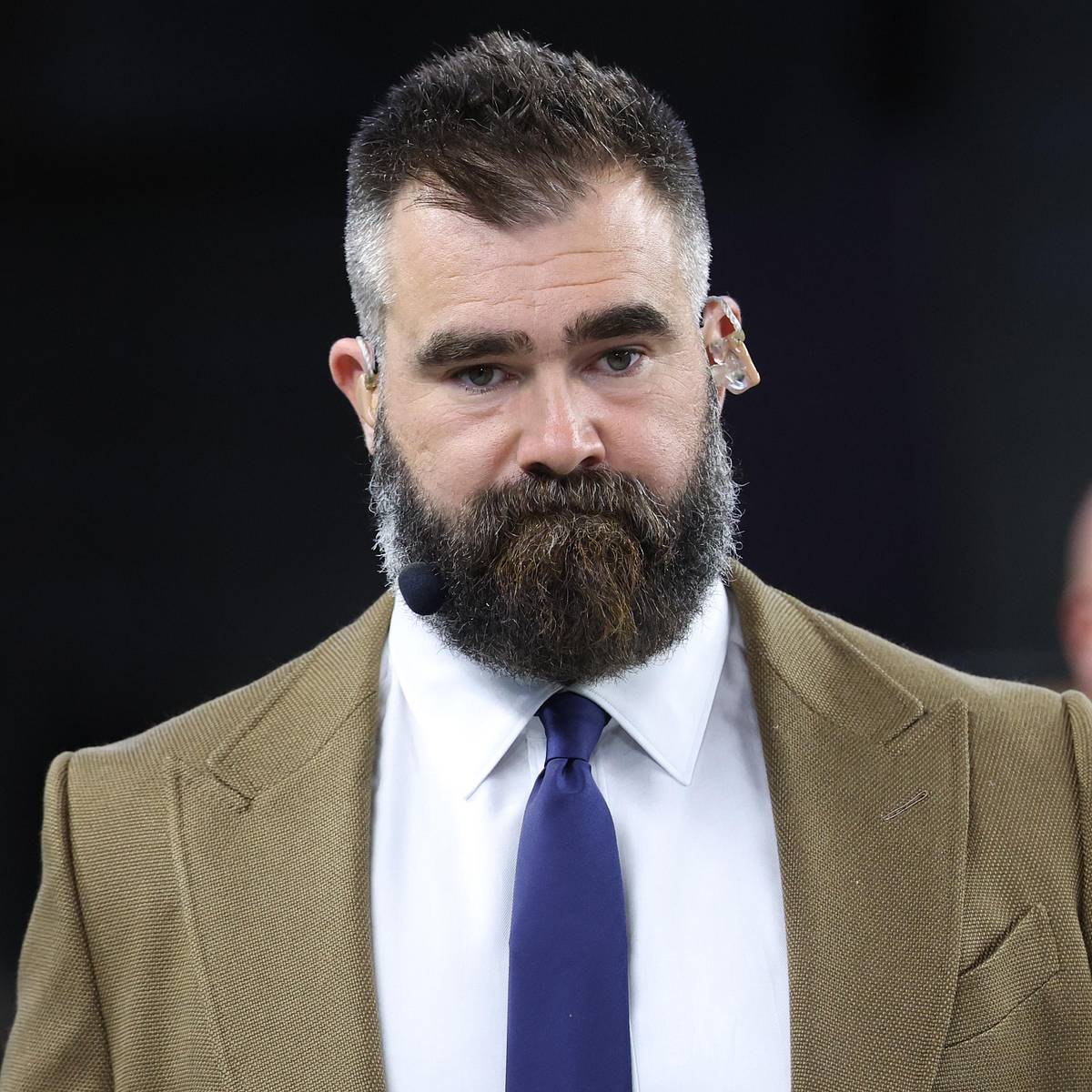 Image for Jason Kelce Speaks Out For Eagles OC Kevin Patullo