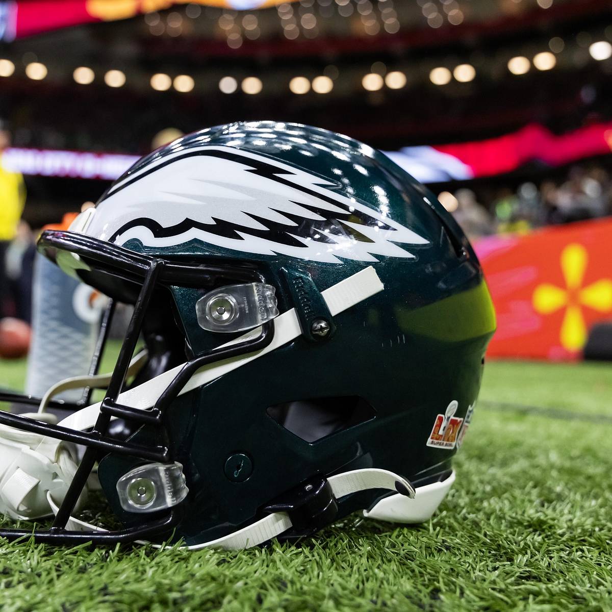 el jefe fantasy football helmet Footballers Mini Riddells Revolution Speed helmet has taken the football world by storm Philadelphia Eagles NFL Draft Grade: