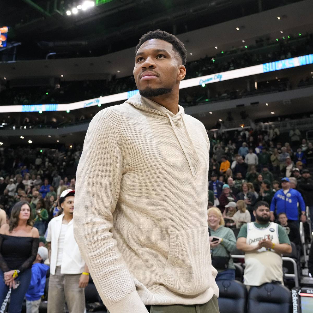 si.com - Thomas Carelli - How the Trail Blazers Can Trade for Fantasy Basketball Icon, Giannis Antetokounmpo
