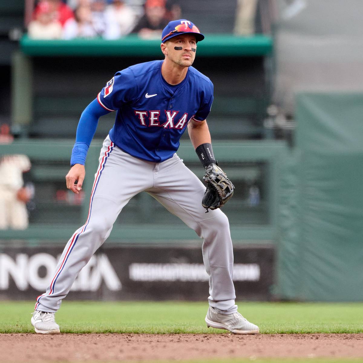Longtime Arizona Diamondbacks Shortstop Announces Retirement From MLB