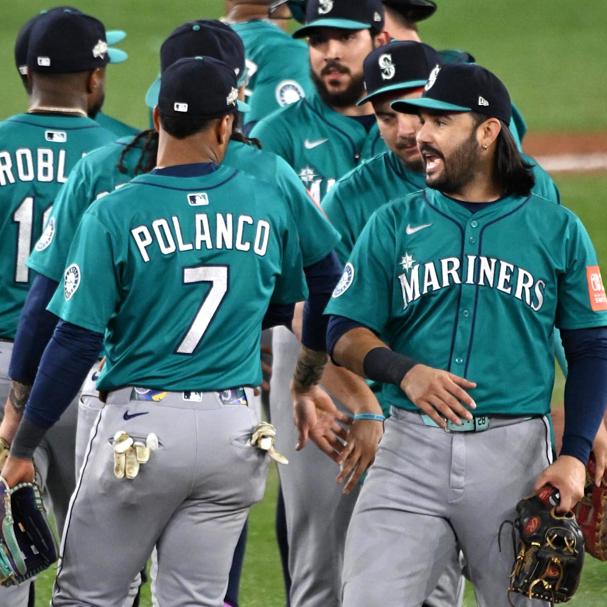 si.com - Zach Pressnell - Mariners Predicted To Sign Star Slugger To 1-Year, $20 Million Deal