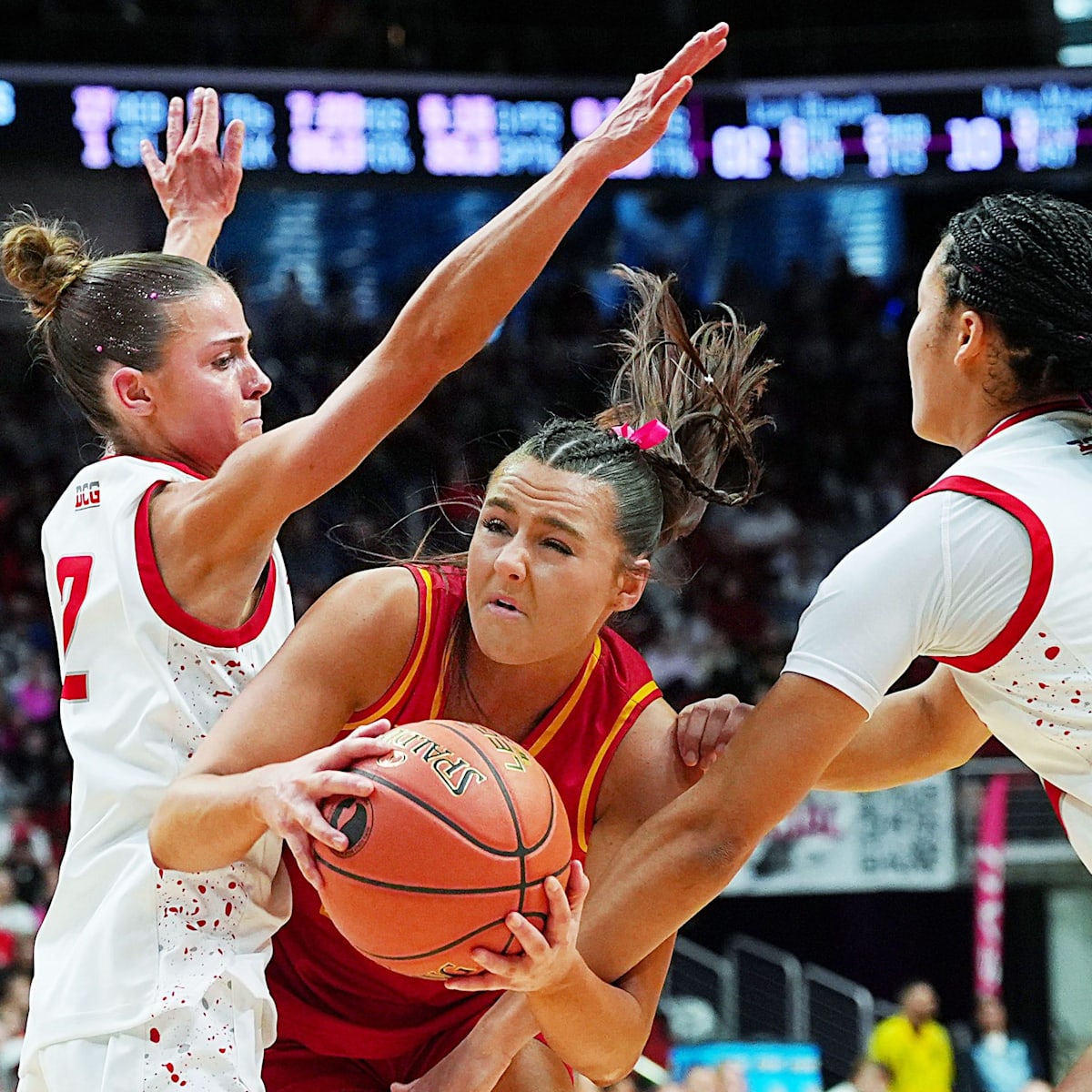 si.com - Dana Becker - Carlisle Claims First Girls State Basketball Title