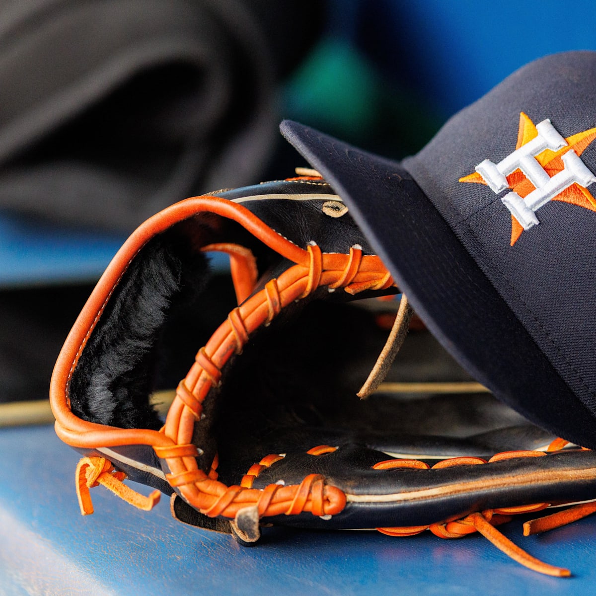 si.com - Dominic Minchella - Astros' Best-Fit Status Sets Up Obvious Trade Move