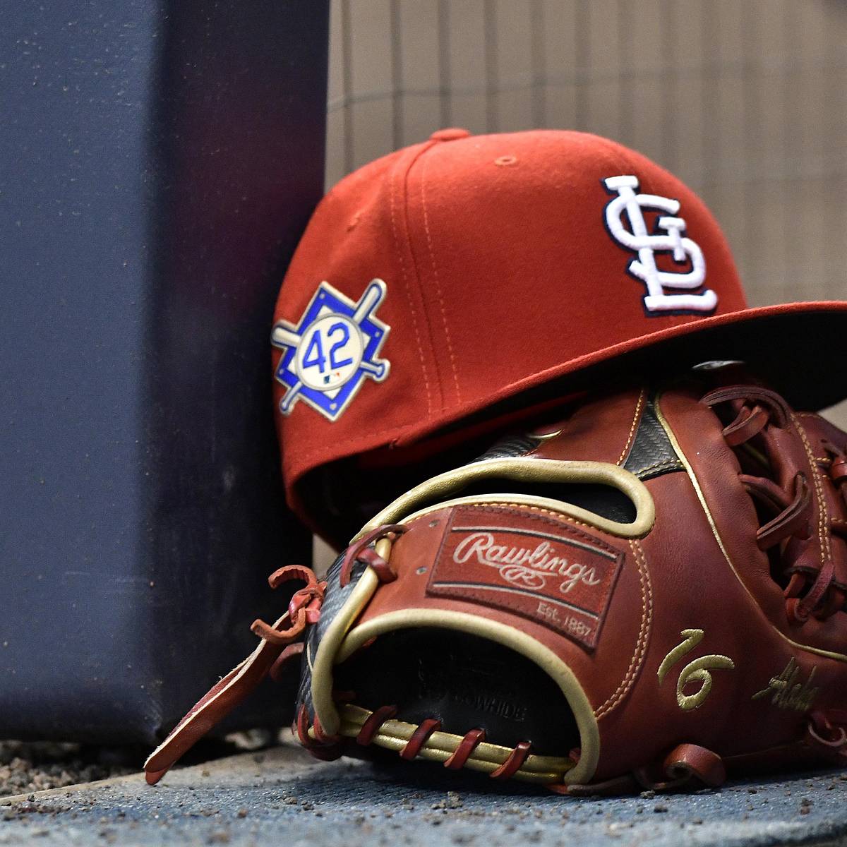 si.com - Curt Bishop - Cardinals Called Possible Fit for Former Postseason Hero