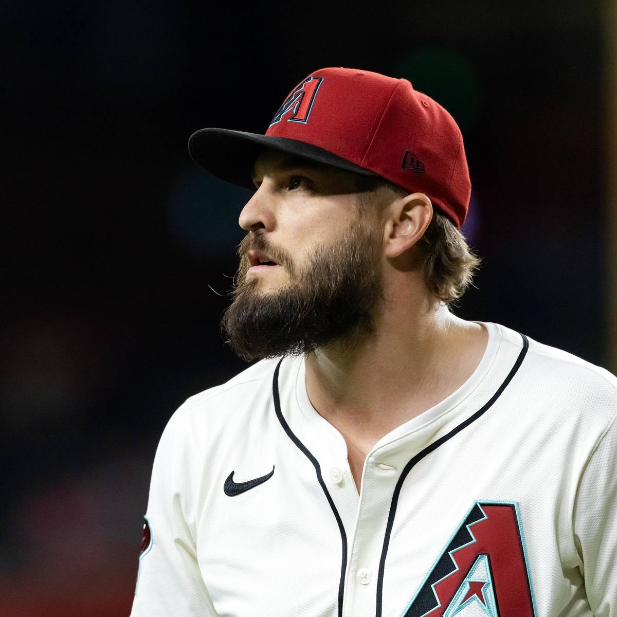 Diamondbacks Officially Release Veteran Reliever